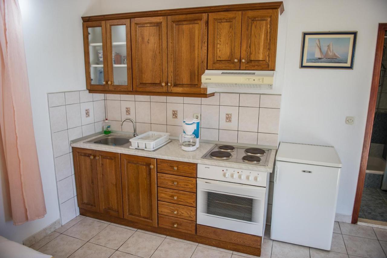 Apartments Skarpa 1601 Rogoznica  Kültér fotó