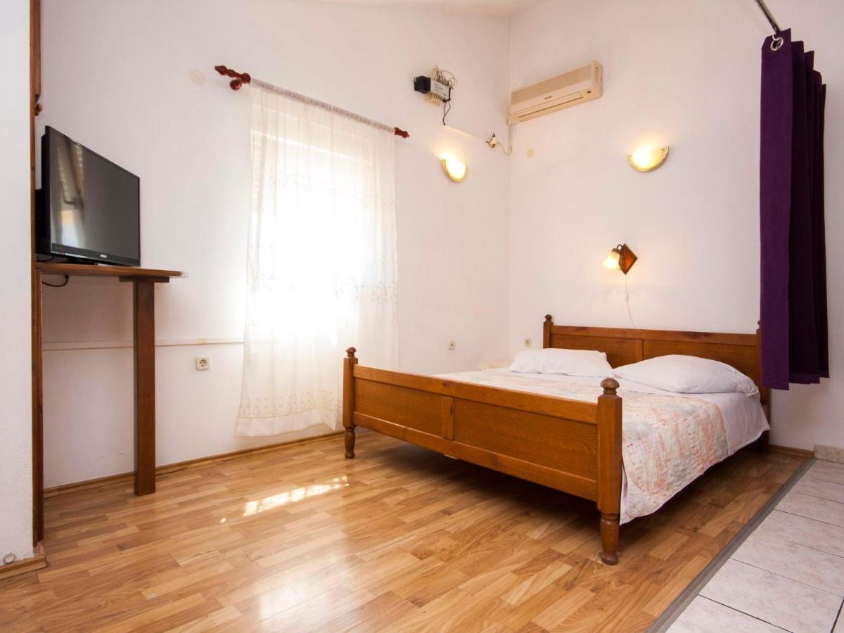 Apartments Skarpa 1601 Rogoznica  Kültér fotó