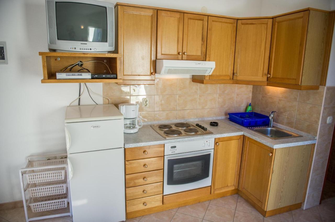 Apartments Skarpa 1601 Rogoznica  Kültér fotó