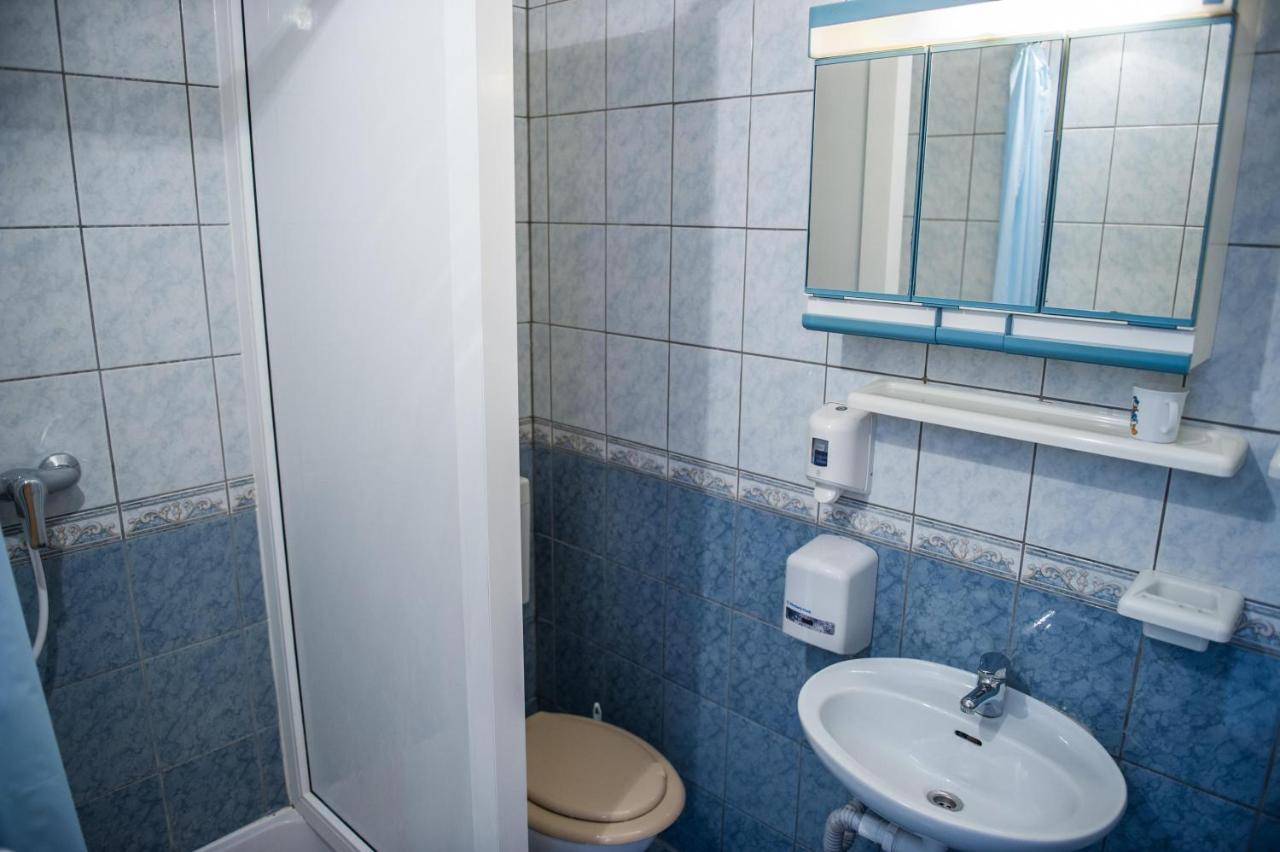 Apartments Skarpa 1601 Rogoznica  Kültér fotó